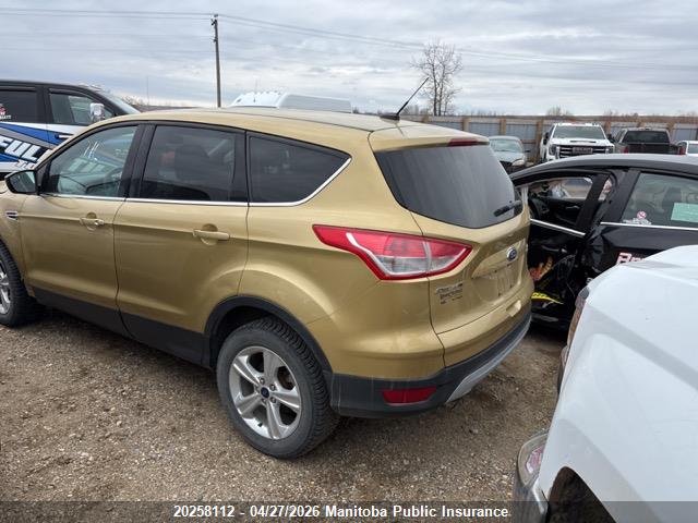 1FMCU0GX4EUB88053 Ford ESCAPE SE