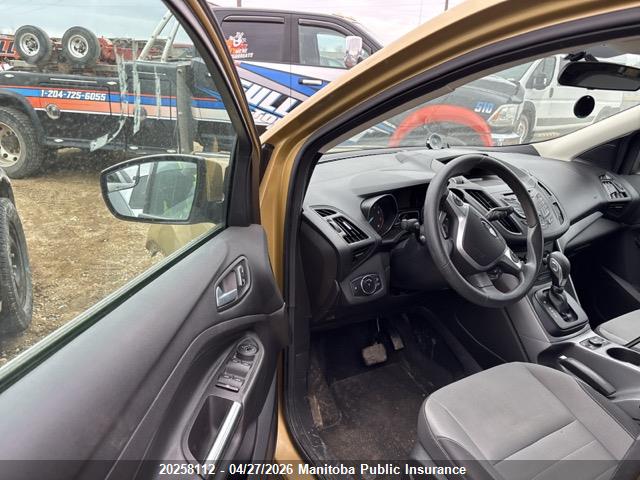 1FMCU0GX4EUB88053 Ford ESCAPE SE