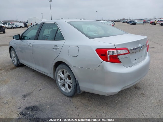 2014 Toyota Camry Le Hybrid მანქანა იყიდება აუქციონზე, vin: 4T1BD1FK1EU101684, აუქციონის ნომერი: 20258114