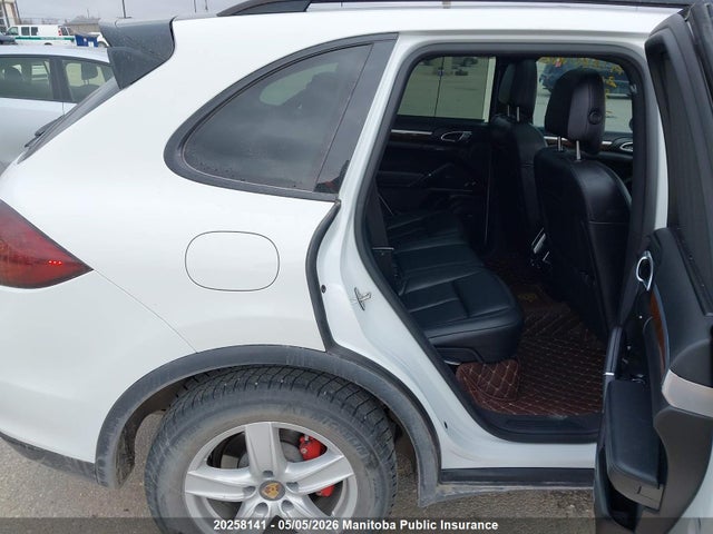Porsche Cayenne V6 2014 WP1AA2A25ELA02022 Image 7