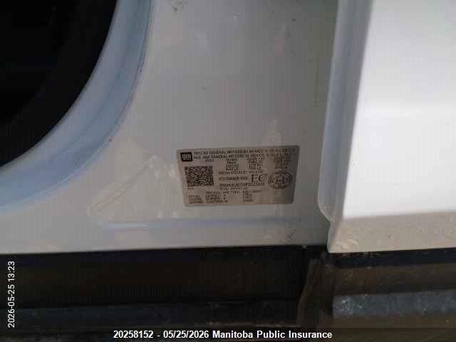 3GNAXUEGXPS121836 Chevrolet EQUINOX LT
