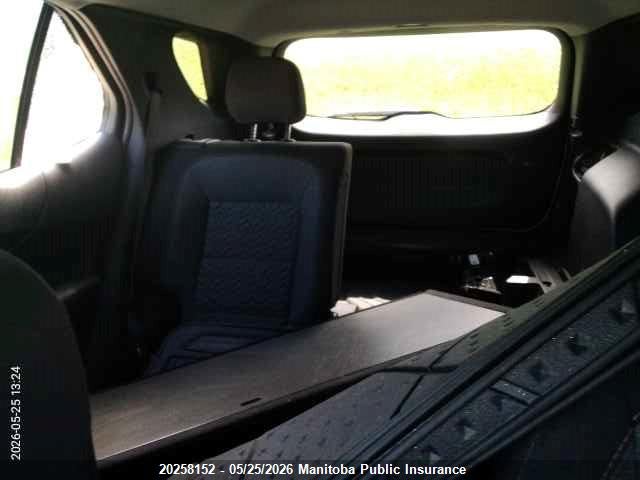 3GNAXUEGXPS121836 Chevrolet EQUINOX LT