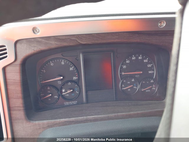 20258228 :رقم المزاد ، 5KJJBWDR0RLUR4787 vin ، 2024 Western Star 49x مزاد بيع
