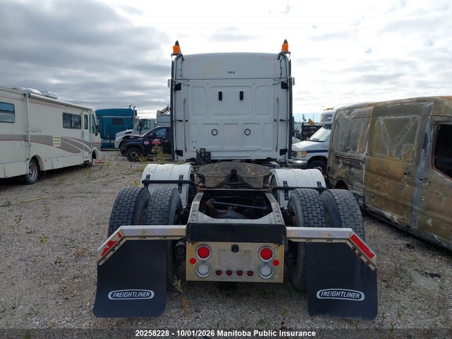 20258228 :رقم المزاد ، 5KJJBWDR0RLUR4787 vin ، 2024 Western Star 49x مزاد بيع