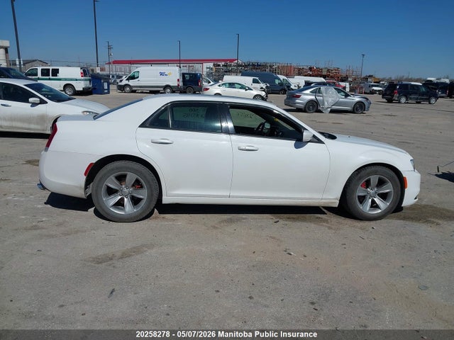 2C3CCABGXFH853115 Chrysler 300 S