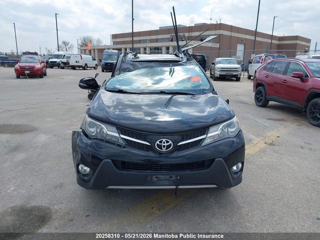 2T3RFREV9FW316337 Toyota Rav4 Xle