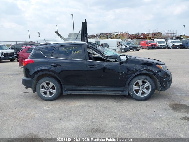 2T3RFREV9FW316337 Toyota Rav4 Xle