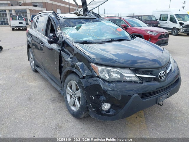 2T3RFREV9FW316337 Toyota Rav4 Xle
