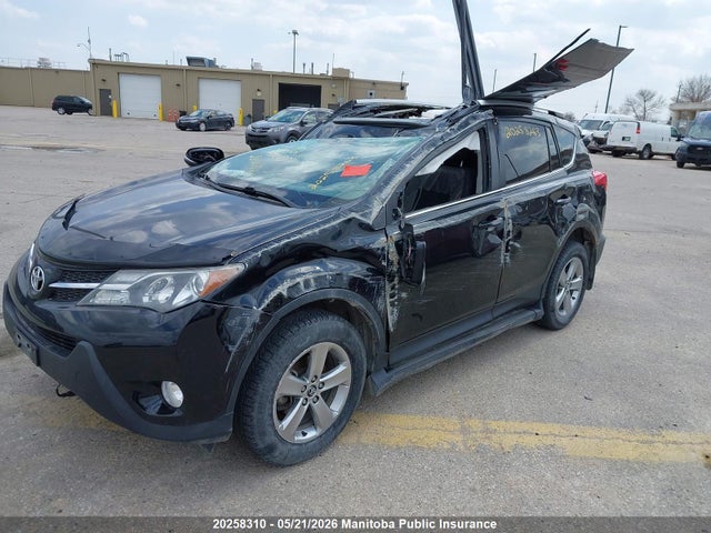 2T3RFREV9FW316337 Toyota Rav4 Xle