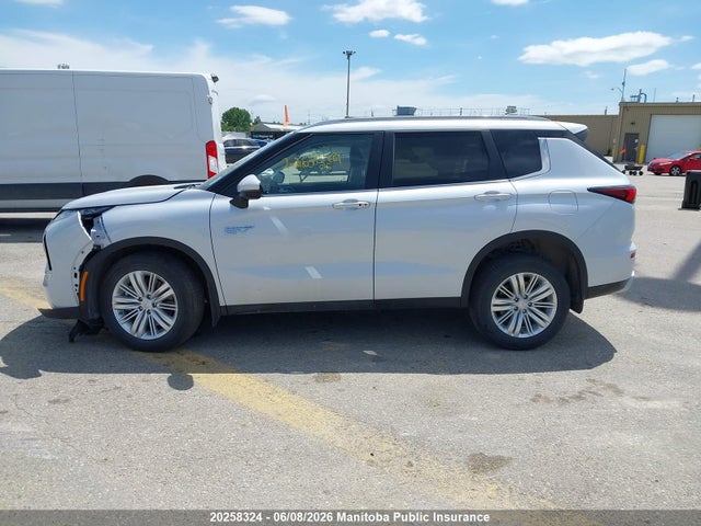Aukcja sprzedaży 2025 Mitsubishi Outlander Se Phev, vin: JA4T5VA94SZ614177, numer aukcji: 20258324