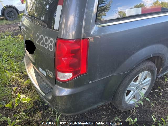 Dodge Grand Caravan Crew 2017 2C4RDGDG0HR755758 Image 4
