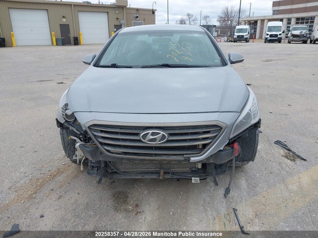 5NPE24AFXFH227976 Hyundai SONATA GL