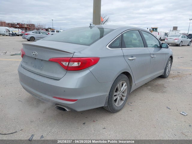 5NPE24AFXFH227976 Hyundai SONATA GL