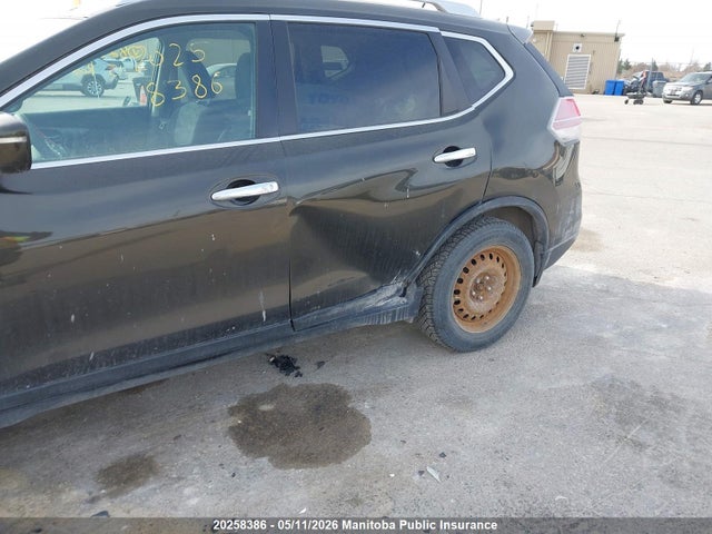 5N1AT2MV7FC828790 Nissan ROGUE SV
