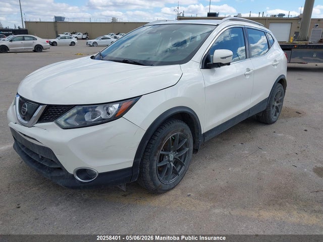 JN1BJ1CR2JW209330 Nissan Qashqai S