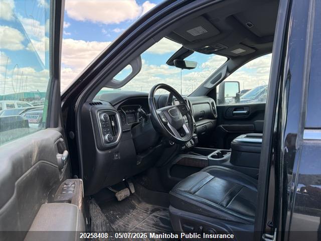 1GT49WEY0LF252597 GMC Sierra 3500 Denali Crew Cab