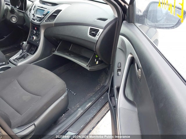 KMHDH4AE2GU643718 Hyundai ELANTRA GL