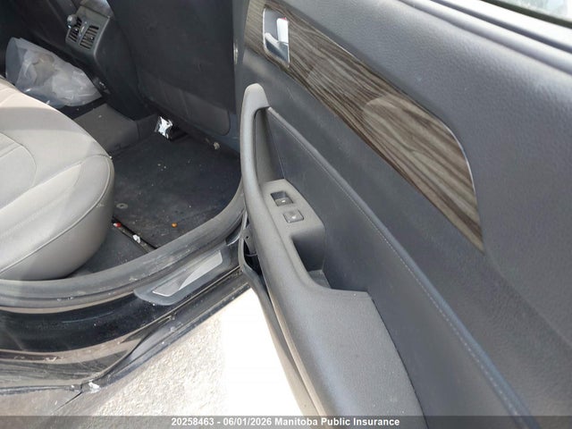 Продажа на аукционе авто 2015 Hyundai Sonata Limited, vin: 5NPE34AF2FH010239, номер лота: 20258463