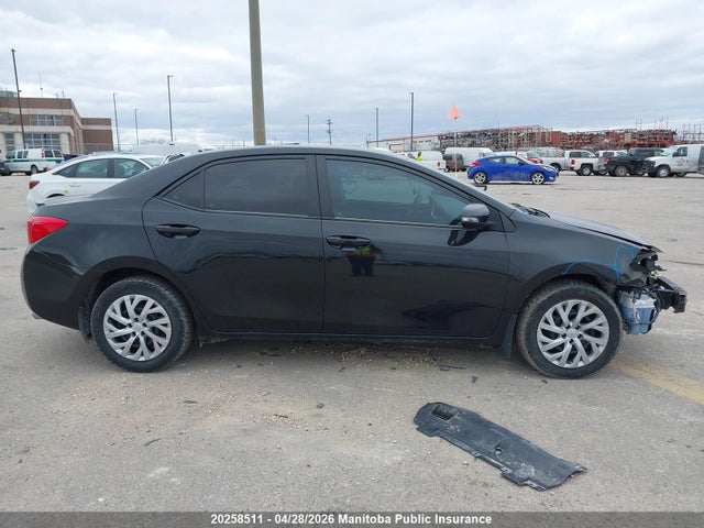 2T1BURHE1JC071247 Toyota COROLLA SE