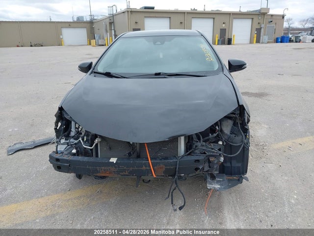 2T1BURHE1JC071247 Toyota COROLLA SE