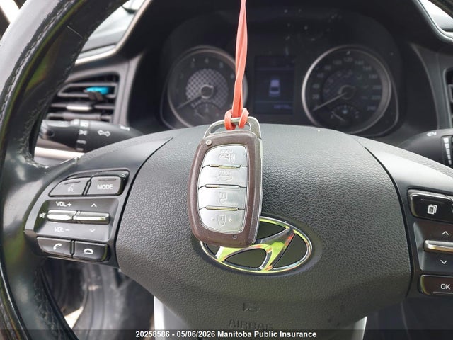 2020 Hyundai Elantra Preferred მანქანა იყიდება აუქციონზე, vin: KMHD84LF5LU942099, აუქციონის ნომერი: 20258586
