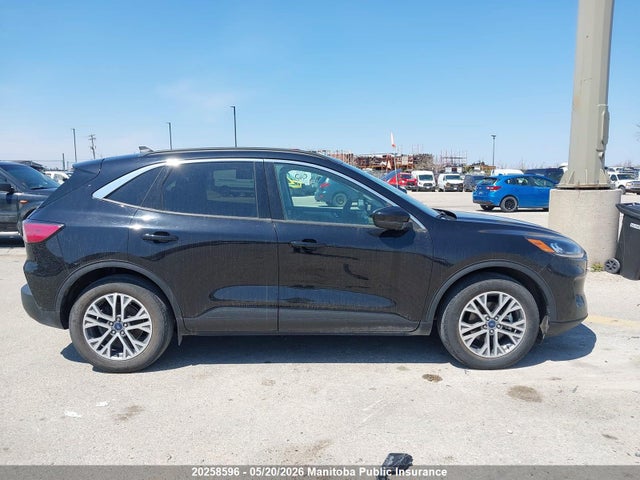1FMCU9CZXMUA37213 Ford Escape Sel Hybrid