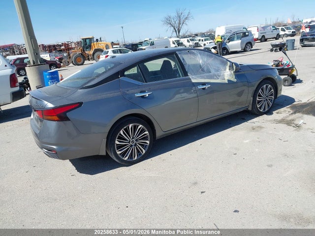 1N4BL4FW6PN349430 Nissan Altima 2.5 Platinum