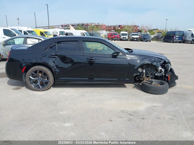 Chrysler 300 S V8 2023 2C3CCABT0PH543280 Image 13