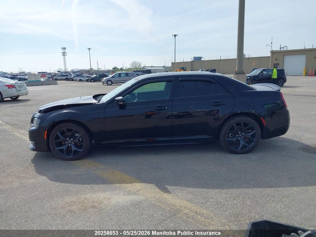 Chrysler 300 S V8 2023 2C3CCABT0PH543280 Image 14