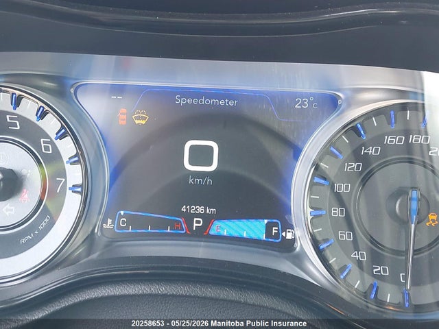 Chrysler 300 S V8 2023 2C3CCABT0PH543280 Image 15