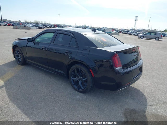 Chrysler 300 S V8 2023 2C3CCABT0PH543280 Image 3