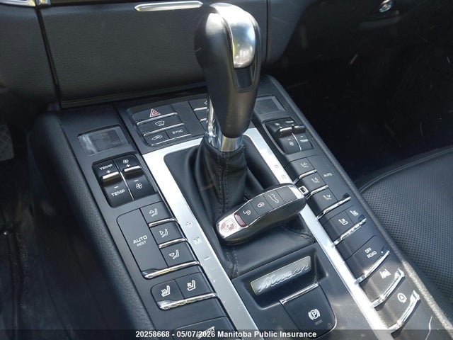Porsche Macan 2017 WP1AA2A59HLB09654 Image 11