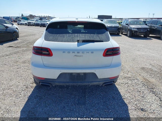 Porsche Macan 2017 WP1AA2A59HLB09654 Image 16
