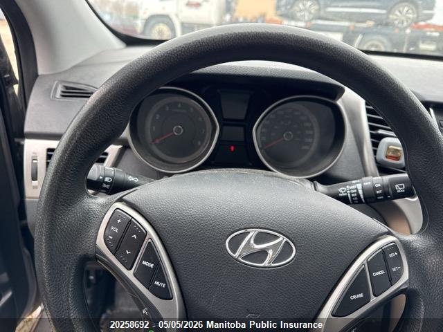 2013 Hyundai Elantra Gt Gl მანქანა იყიდება აუქციონზე, vin: KMHD25LE9DU102309, აუქციონის ნომერი: 20258692