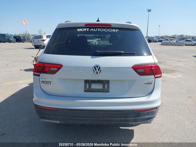 20258731 :رقم المزاد ، 3VV0B7AXXJM007911 vin ، 2018 Volkswagen Tiguan 2.0 Tsi مزاد بيع