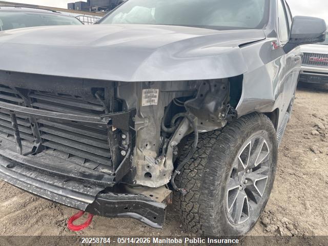 1GNSKPKD6NR109147 Chevrolet Tahoe Z71