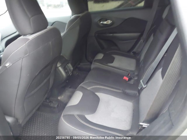 1C4PJMCBXEW304828 Jeep Cherokee North