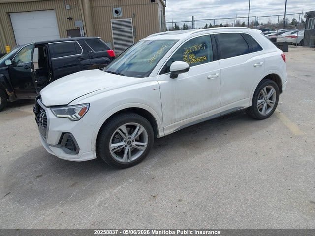 20258837 :رقم المزاد ، WA1EECF30M1035559 vin ، 2021 Audi Q3 Progressiv 45 2.0 Tfsi مزاد بيع