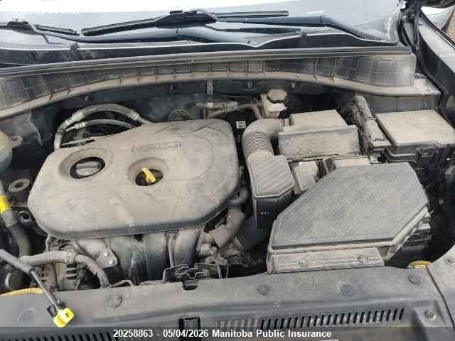 KM8J23A43KU016878 Hyundai Tucson Essential