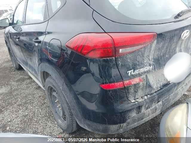 KM8J23A43KU016878 Hyundai Tucson Essential