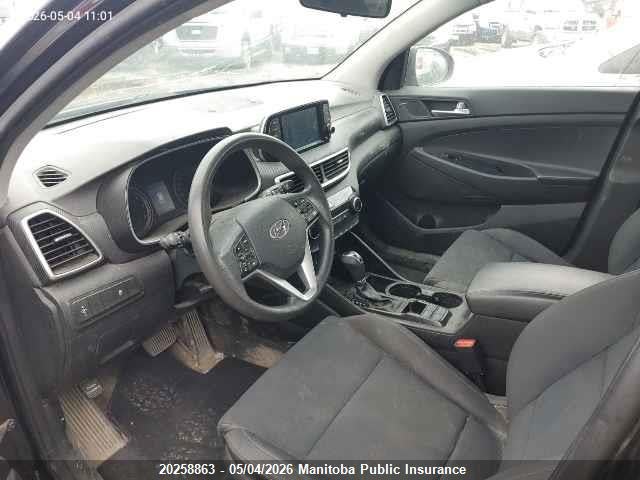 KM8J23A43KU016878 Hyundai Tucson Essential