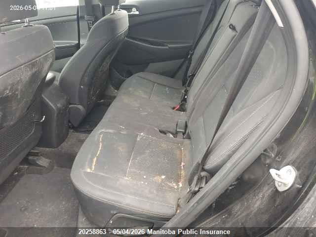 KM8J23A43KU016878 Hyundai Tucson Essential