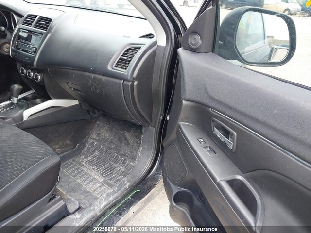 4A4AJ4AU3EE606387 Mitsubishi RVR SE