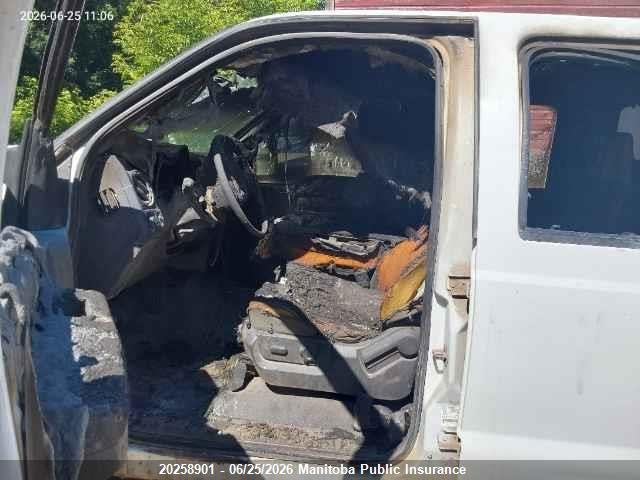 20258901 :رقم المزاد ، 1FT7W2B69BEB92955 vin ، 2011 Ford F250 Sd Xl Crew Cab مزاد بيع