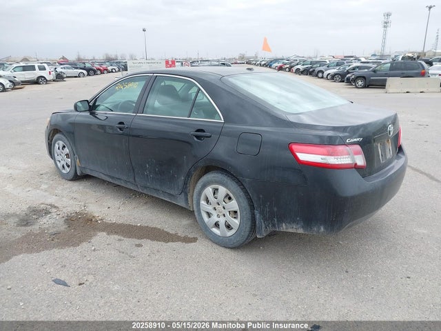 20258910 :رقم المزاد ، 4T1BF3EK9AU001771 vin ، 2010 Toyota Camry Se مزاد بيع