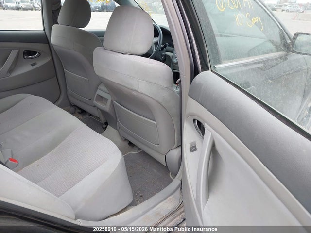 20258910 :رقم المزاد ، 4T1BF3EK9AU001771 vin ، 2010 Toyota Camry Se مزاد بيع