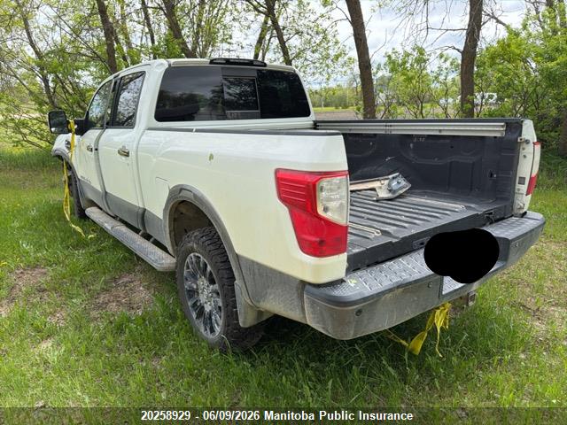 Продаж на аукціоні авто 2016 Nissan Titan Xd Platinum Crew Cab, vin: 1N6BA1F47GN500849, номер лоту: 20258929