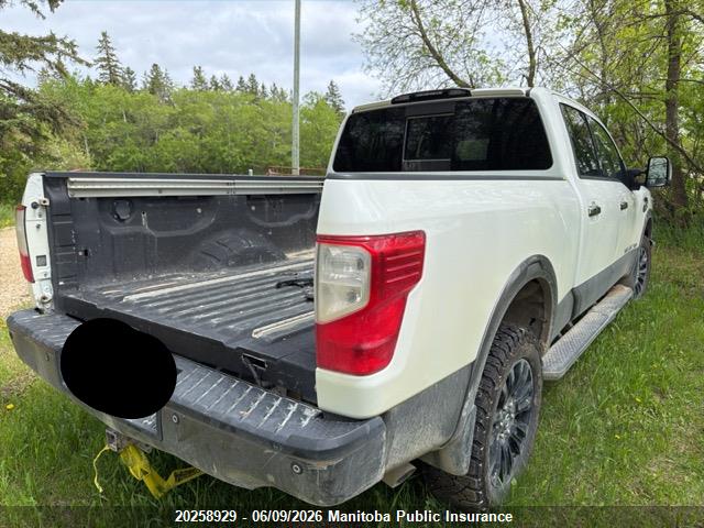 Продаж на аукціоні авто 2016 Nissan Titan Xd Platinum Crew Cab, vin: 1N6BA1F47GN500849, номер лоту: 20258929