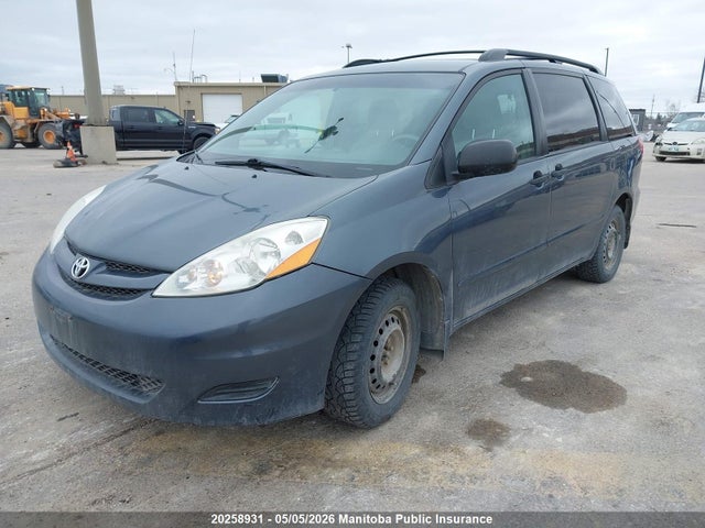 20258931 :رقم المزاد ، 5TDZK4CC8AS341868 vin ، 2010 Toyota Sienna Ce V6 مزاد بيع