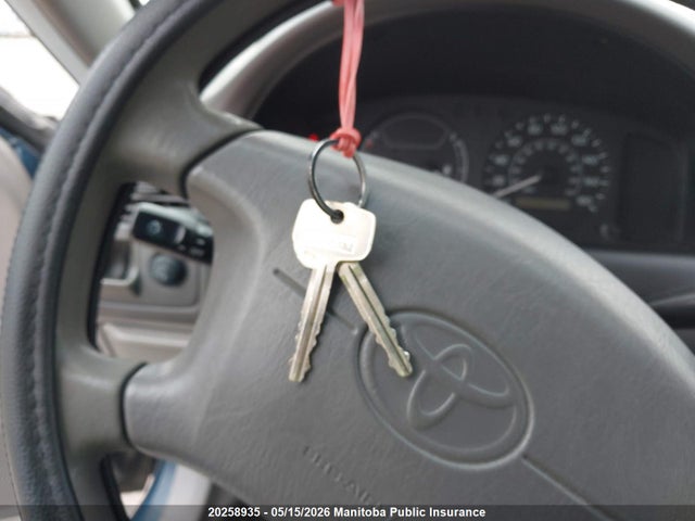 20258935 :رقم المزاد ، 2T1BR12E7WC720214 vin ، 1998 Toyota Corolla Ve مزاد بيع